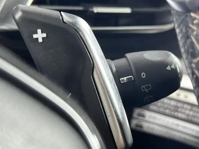 プジョー ５００８ GT ブルーHDi 佐賀県 2019(令1)年 7.7万km アマゾナイトグレー 純正9.2インチディプレイオーディオ/ＡＭ/ＦＭ/Bluetooth/サンルーフ/バック・フロントカメラ/クルーズコントロール(追従あり)/前後ドライブレコーダー/衝突被害軽減システム/ブラインドスポットモニター/レーンアシスト/パワーバックドア/パワーシート/シートメモリ/シートヒーター/ダウンヒルアシストコントロール/ルーフレール/ETC/LEDヘッドライト/フォグランプ/オートエアコン/盗難防止装置/横滑り防止装置/車線逸脱警報/オートライト/オートマチックハイビーム/スマートキー/スペアキー有/プッシュスタート/純正フロアマット/純正18インチアルミホイール	/パドルシフト/電子パーキング/ステアリングスイッチ/電動格納ミラー/コーナーセンサー