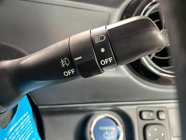 トヨタ アクア S スタイルブラック 福岡県 2017(平29)年 5万km ダークブルーマイカ 純正ナビ/Bluetooth/ワンセグ/シートヒーター(運転席+助手席)/前方ドライブレコーダー/衝突被害軽減システム/横滑り防止装置/レーンキープアシスト/Wエアバッグ/ETC/純正アルミホイール/純正フロアマット/バックカメラ/nanoe/スペアキー/スマートキー/プッシュスタート/AAC