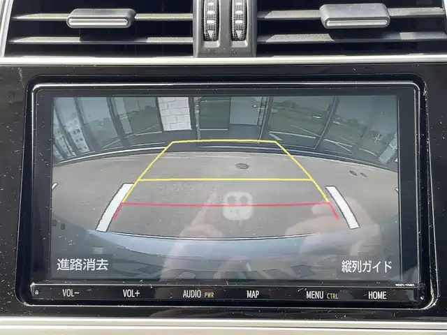 トヨタ ランドクルーザー プラド TX Lパッケージ マットブラED 群馬県 2023(令5)年 3.6万km ホワイトパールクリスタルシャイン ワンオーナー/7人乗り/4WD/寒冷地仕様/ディーラー純正SDナビ/（CD/DVD/HDMI/Bluetooth/フルセグ）/バックカメラ/トヨタセーフティセンス/・プリクラッシュセーフティ/・レーダークルーズコントロール/・レーンディパーチャーアラート/・オートマチックハイビーム/・先行車発進告知機能/サンルーフ/ベージュレザーシート/プッシュスタート/前後ドライブレコーダー/ビルトインETC/オートエアコン/前席パワーシート/エアーシート/全席シートヒーター/ウッドコンビパネル/ステアリングスイッチ/社外フロアマット/純正18インチAW/F/Rコーナーセンサー/ルーフレール/LED/スペアキー×1/保証証/取説
