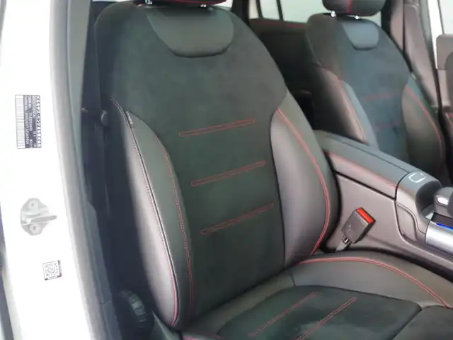 メルセデス・ベンツ Ｍ・ベンツ ＧＬＡ２００ｄ 4マチック AMGライン 兵庫県 2022(令4)年 0.7万km ポーラホワイト ワンオーナー/サンルーフ/純正ナビ/地デジTV/全方位カメラ/ACC/BSM/LKA/ETC2.0/純正ドラレコ前後カメラ/フロントシートヒーター/アンビエントライト/パワーバックドア/ハーフレザーシート