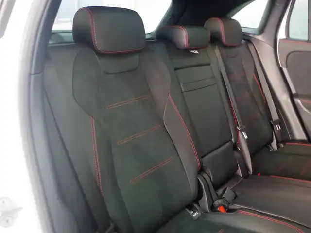 メルセデス・ベンツ Ｍ・ベンツ ＧＬＡ２００ｄ 4マチック AMGライン 兵庫県 2022(令4)年 0.7万km ポーラホワイト ワンオーナー/サンルーフ/純正ナビ/地デジTV/全方位カメラ/ACC/BSM/LKA/ETC2.0/純正ドラレコ前後カメラ/フロントシートヒーター/アンビエントライト/パワーバックドア/ハーフレザーシート