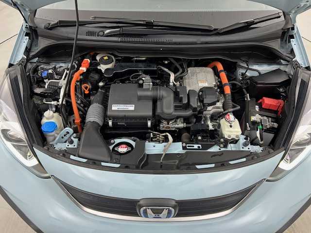 ホンダ フィット e:HEVクロスター 秋田県 2020(令2)年 3.1万km サーフブルー ４WD/純正ナビ/（AM/FM/CD/DVD/BT）/フルセグTV/バックカメラ/ホンダセンシング/衝突被害軽減システム/レーダークルーズコントロール/ビルトインETC/レーンキープアシスト/コーナーセンサー/スマートキー/スペアキー/プッシュスタート/オートライト/LEDヘッドライト/純正16インチアルミホイール/純正フロアマット