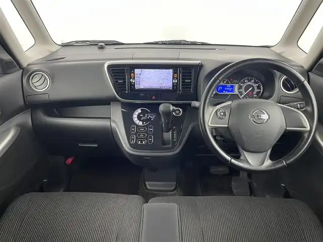 日産 デイズ ルークス ハイウェイスターターボ 埼玉県 2015(平27)年 4.9万km プレミアムパープルP 純正ナビ　MP314D-W/(Bluetooth/USB/CD/DVD/HDMI/AUX/ipod/AM/FM)/地デジフルセグ/全方位カメラ/ETC/衝突軽減ブレーキ/ステアリングリモコン/ウィンカーミラー/フロントフォグランプ/両側パワースライドドア/プッシュスタート/純正フロアマット/純正ドアバイザー/純正15インチアルミホイール