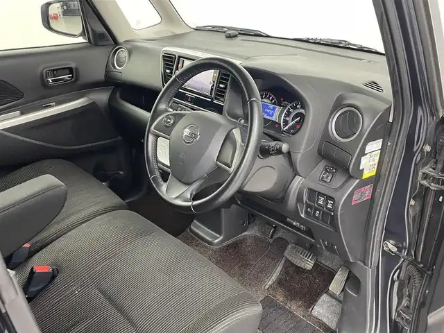 日産 デイズ ルークス ハイウェイスターターボ 埼玉県 2015(平27)年 4.9万km プレミアムパープルP 純正ナビ　MP314D-W/(Bluetooth/USB/CD/DVD/HDMI/AUX/ipod/AM/FM)/地デジフルセグ/全方位カメラ/ETC/衝突軽減ブレーキ/ステアリングリモコン/ウィンカーミラー/フロントフォグランプ/両側パワースライドドア/プッシュスタート/純正フロアマット/純正ドアバイザー/純正15インチアルミホイール