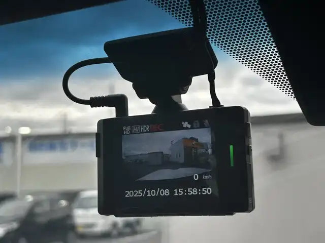 トヨタ ランドクルーザー AX 福島県 2024(令6)年 0.2万km ホワイトパールクリスタルシャイン 純正ナビ/(CD/DVD/BT/Miracast)/フルセグTV/パノラミックビューモニター/LEDオートライト/オートハイビーム/フォグランプ/ブラインドスポットモニター/プリクラッシュ/レーダークルーズコントロール/レーンキープ/コーナーセンサー/運転席パワーシート/ステアリングスイッチ/前後ドライブレコーダー