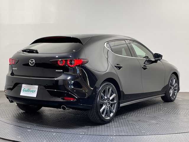 マツダ マツダ３ファストバック XD バーガンディセレクション 愛媛県 2020(令2)年 5.2万km ジェットブラックマイカ ８．８型ナビ/フルセグ／Ｂｌｕｅｔｏｏｔｈ／ＵＳＢ／ａｐｐｌｅｃａｒｐｌａｙ／ａｎｄｒｏｉｄａｕｔｏ/バックカメラ/レーダークルーズコントロール/ＥＴＣ/前方ドライブレコーダー/Ｄ席パワーシート/DN席シートヒーター/ブラインドスポットモニター/前後コーナーセンサー/レーンキープアシスト/オートマチックハイビーム/衝突軽減ブレーキ