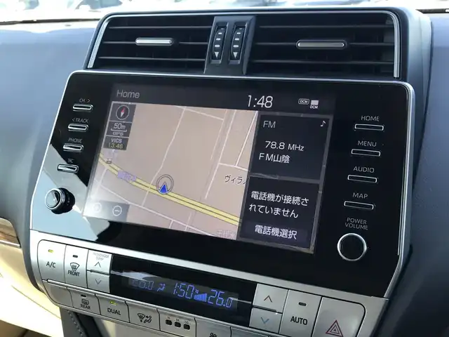 トヨタ ランドクルーザー プラド TX Lパッケージ 鳥取県 2021(令3)年 4.2万km ホワイトパールクリスタルシャイン ワンオーナー/４・W・D・ディーゼルターボ/純正9インチナビ/BT/USB/Miracast/パノラミックビューモニター/ムーンルーフ/チルトアップ/ダウン/トヨタセーフティセーフティ/レーダークルーズコントロール/レーンキープアシスト/クリアランスソナー/ETC2.0/前席パワーシート/電動格納サードシート/ＬＥＤヘットライト/フォグライト/純正17インチアルミホイール/ルーフレール/プッシュエンジンスタート/スペアキー