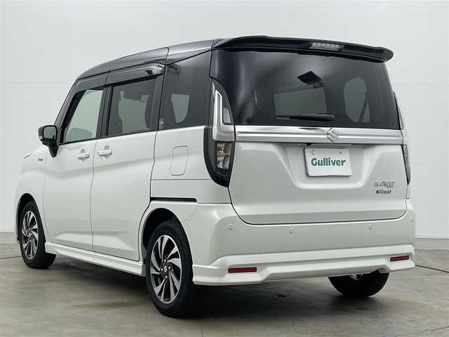 スズキ ソリオ バンディット HV MV 岡山県 2025(令7)年 0.3万km ピュアホワイトパール/ガンメタリック2トーン ワンオーナー　/純正9型ディスプレイオーディオ　/　「ナビ/BT/フルセグ/CD/DVD/Carplay」/全方位カメラ　/ブラインドスポットモニター/両側パワースライドドア/前席シートヒーター/レーダークルーズコントロール　/オートハイビーム/ＬＥＤヘッドライト　/ドライブレコーダー/衝突被害軽減システム/ヘッドアップディスプレイ/オートブレーキホールド/プッシュスタート/スマートキー×２/保証書/取扱説明書/ナビ取扱説明書