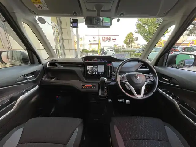 スズキ ソリオ バンディット HV MV 東京都 2021(令3)年 2.5万km プレミアムシルバーメタリック 外部検査実施済み/ワンオーナー/純正9インチメモリナビ/(フルセグ/DVD/CD/スマートフォン連携機能)/アラウンドビューモニター/セーフティーサポート/・アダプティブクルーズコントロール/・デュアルカメラブレーキサポート/・車線逸脱警報機能/・前後方誤発進抑制機能/・後退時ブレーキサポート/・リアパーキングセンサー/ヘッドアップディスプレイ/両側パワースライドドア/LEDライト/純正フロアマット/ロールサンシェード/前後ドライブレコーダー(DRV-MR450)/ETC/取扱説明書/保証書/スペアキー×1
