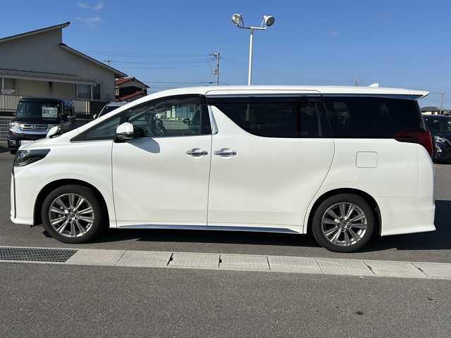 トヨタ アルファード S タイプゴールド 香川県 2021(令3)年 1.1万km 白 純正ナビ（フルセグTV/CD/DVD/BT)/バックカメラ/後後席モニター/両側パワースライドドア席モニター/3列シート/サンルーフ/電動リアゲート/パワーシート/コーナーセンサー/オートマチックハイビーム/ビルトインETC2.0