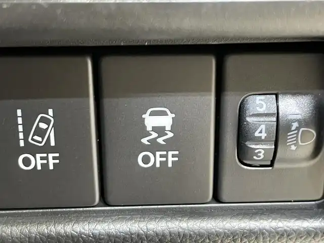 スズキ ワゴンＲ HYBRID FX 岩手県 2019(平31)年 2万km シルキーシルバーメタリック ４WD/セーフティパッケージ/デュアルセンサーブレーキサポート/車線逸脱警報/誤発進抑制機能/ハイビームアシスト/先行車発信お知らせ機能/横滑り防止装置/アイドリングストップ/ヘッドアップディスプレイ/前席シートヒーター/純正オプション１DINKENWOODオーディオ/ヘッドライトレベライザー/オートライト/助手席アンダーボックス/オートエアコン/１４インチスチールホイール/純正ホイールキャップ/純正フロアマット