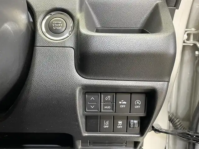 スズキ ワゴンＲ HYBRID FX 岩手県 2019(平31)年 2万km シルキーシルバーメタリック ４WD/セーフティパッケージ/デュアルセンサーブレーキサポート/車線逸脱警報/誤発進抑制機能/ハイビームアシスト/先行車発信お知らせ機能/横滑り防止装置/アイドリングストップ/ヘッドアップディスプレイ/前席シートヒーター/純正オプション１DINKENWOODオーディオ/ヘッドライトレベライザー/オートライト/助手席アンダーボックス/オートエアコン/１４インチスチールホイール/純正ホイールキャップ/純正フロアマット