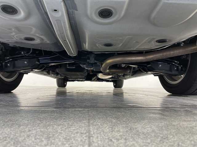 トヨタ アルファードハイブリット S タイプゴールド 長野県 2020(令2)年 2.7万km ホワイトパールクリスタルシャイン 4WD/純正メモリナビ&フルセグTV&USB&BT/トヨタセーフティセンス/アダプティブクルーズコントロール/レーントレーシングアシスト/プリクラッシュセーフティ/クリアランスソナー/パーキングサポートブレーキ/オートマチックハイビーム/ロードサインアシスト/純正前方ドライブレコーダー/両側パワースライドドア/パワーバックドア/ハーフレザーシート/ウォークスルー/2列目オットマン/バックカメラ/ビルトインETC/三眼LEDヘッドライト/オートライト/フロントフォグランプ/電動格納ミラー/ウィンカーミラー/電動ホールド/オートホールド/純正17インチAW装着/純正フロアマット/純正ドアバイザー/プッシュスタート/スマートキー/スペアキー1本/取扱説明書