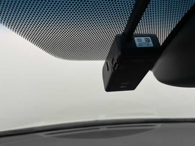 トヨタ アルファードハイブリット S タイプゴールド 長野県 2020(令2)年 2.7万km ホワイトパールクリスタルシャイン 4WD/純正メモリナビ&フルセグTV&USB&BT/トヨタセーフティセンス/アダプティブクルーズコントロール/レーントレーシングアシスト/プリクラッシュセーフティ/クリアランスソナー/パーキングサポートブレーキ/オートマチックハイビーム/ロードサインアシスト/純正前方ドライブレコーダー/両側パワースライドドア/パワーバックドア/ハーフレザーシート/ウォークスルー/2列目オットマン/バックカメラ/ビルトインETC/三眼LEDヘッドライト/オートライト/フロントフォグランプ/電動格納ミラー/ウィンカーミラー/電動ホールド/オートホールド/純正17インチAW装着/純正フロアマット/純正ドアバイザー/プッシュスタート/スマートキー/スペアキー1本/取扱説明書