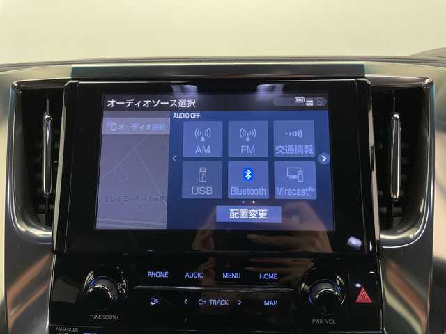 トヨタ アルファードハイブリット S タイプゴールド 長野県 2020(令2)年 2.7万km ホワイトパールクリスタルシャイン 4WD/純正メモリナビ&フルセグTV&USB&BT/トヨタセーフティセンス/アダプティブクルーズコントロール/レーントレーシングアシスト/プリクラッシュセーフティ/クリアランスソナー/パーキングサポートブレーキ/オートマチックハイビーム/ロードサインアシスト/純正前方ドライブレコーダー/両側パワースライドドア/パワーバックドア/ハーフレザーシート/ウォークスルー/2列目オットマン/バックカメラ/ビルトインETC/三眼LEDヘッドライト/オートライト/フロントフォグランプ/電動格納ミラー/ウィンカーミラー/電動ホールド/オートホールド/純正17インチAW装着/純正フロアマット/純正ドアバイザー/プッシュスタート/スマートキー/スペアキー1本/取扱説明書