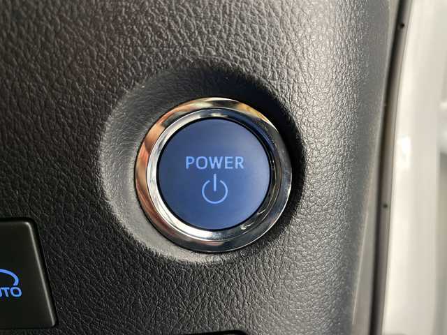 トヨタ アルファードハイブリット S タイプゴールド 長野県 2020(令2)年 2.7万km ホワイトパールクリスタルシャイン 4WD/純正メモリナビ&フルセグTV&USB&BT/トヨタセーフティセンス/アダプティブクルーズコントロール/レーントレーシングアシスト/プリクラッシュセーフティ/クリアランスソナー/パーキングサポートブレーキ/オートマチックハイビーム/ロードサインアシスト/純正前方ドライブレコーダー/両側パワースライドドア/パワーバックドア/ハーフレザーシート/ウォークスルー/2列目オットマン/バックカメラ/ビルトインETC/三眼LEDヘッドライト/オートライト/フロントフォグランプ/電動格納ミラー/ウィンカーミラー/電動ホールド/オートホールド/純正17インチAW装着/純正フロアマット/純正ドアバイザー/プッシュスタート/スマートキー/スペアキー1本/取扱説明書