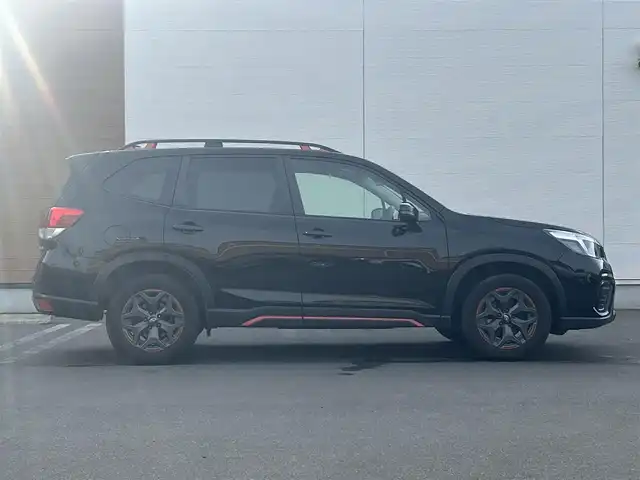 スバル フォレスター X－ブレイク 秋田県 2019(令1)年 9.3万km クリスタルブラックシリカ 純正ナビ/衝突軽減システム/LEDヘッドライト/４WD/フルセグ/バックカメラ/スマートキー/前席パワーシート/メモリー付パワーシート/全席シートヒーター/アイドリングストップ/コーナーセンサー/プッシュスタート/レーンキープアシスト/クルーズコントロール/パドルシフト/ヒルアシストコントロール/ブラインドスポットモニター/ルーフレール/ステアリングスイッチ/ステアリングヒーター/ドライブレコーダー/純正フロアマット/純正ドアバイザー/オートライト/オートエアコン/パワーステアリング/パワーウィンドウ/レベライザー/電動格納ウィンカーミラー/横滑り防止/盗難防止装置/保証書/取扱説明書/記録簿