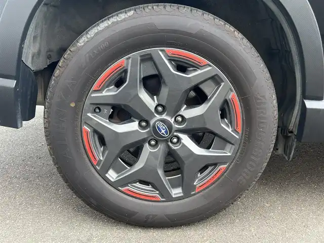 スバル フォレスター X－ブレイク 秋田県 2019(令1)年 9.3万km クリスタルブラックシリカ 純正ナビ/衝突軽減システム/LEDヘッドライト/４WD/フルセグ/バックカメラ/スマートキー/前席パワーシート/メモリー付パワーシート/全席シートヒーター/アイドリングストップ/コーナーセンサー/プッシュスタート/レーンキープアシスト/クルーズコントロール/パドルシフト/ヒルアシストコントロール/ブラインドスポットモニター/ルーフレール/ステアリングスイッチ/ステアリングヒーター/ドライブレコーダー/純正フロアマット/純正ドアバイザー/オートライト/オートエアコン/パワーステアリング/パワーウィンドウ/レベライザー/電動格納ウィンカーミラー/横滑り防止/盗難防止装置/保証書/取扱説明書/記録簿