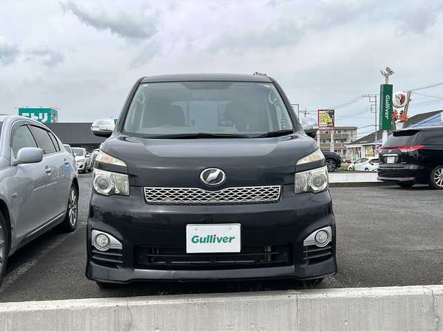 トヨタ ヴォクシー ZS 煌 茨城県 2010(平22)年 9.8万km ブラック 純正メモリナビ[NSDN-W60]/(CD・DVD・ワンセグTV・バックカメラ)/両側パワースライドドア/ETC/純正16インチアルミホイール/純正フロアマット/スマートキー/プッシュスタート/保証書/取扱説明書/記録簿