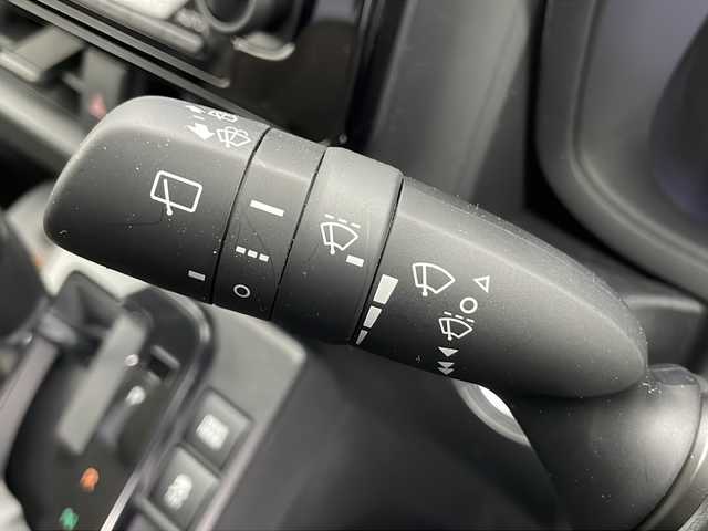 トヨタ シエンタ Z 長野県 2023(令5)年 0.5万km ベージュ ワンオーナー/純正メモリナビ&フルセグTV&USB&BT/トヨタセーフティセンス/アダプティブクルーズコントロール/レーンディパーチャーアラート/プリクラッシュセーフティ/ブラインドスポットモニター/プロアクティブドライビングアシスト/リアクロストラフィックアラート/パーキングサポートブレーキ/ロードサインアシスト/オートマチックハイビーム/先行車発進告知/両側パワースライドドア/ステアリングスイッチ/全方位カメラ/ビルトインETC2.0/LEDヘッドライト/オートライト/電動格納ミラー/ウィンカーミラー/ドアミラーヒーター/社外15インチAW付サマータイヤ装着/社外15インチAW付スタッドレス積込/純正フロアマット/純正ドアバイザー/プッシュスタート/スマートキー/スペアキー1本/取扱説明書/保証書