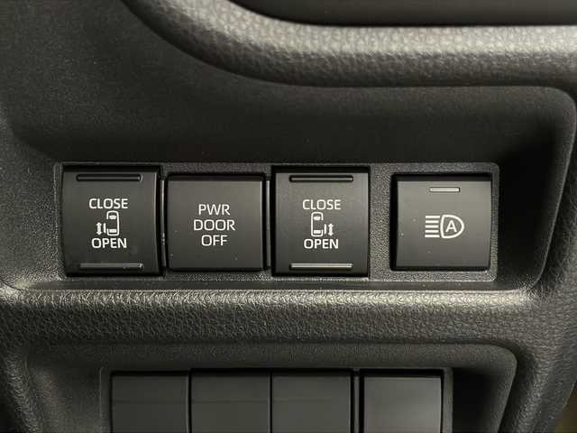 トヨタ シエンタ Z 長野県 2023(令5)年 0.5万km ベージュ ワンオーナー/純正メモリナビ&フルセグTV&USB&BT/トヨタセーフティセンス/アダプティブクルーズコントロール/レーンディパーチャーアラート/プリクラッシュセーフティ/ブラインドスポットモニター/プロアクティブドライビングアシスト/リアクロストラフィックアラート/パーキングサポートブレーキ/ロードサインアシスト/オートマチックハイビーム/先行車発進告知/両側パワースライドドア/ステアリングスイッチ/全方位カメラ/ビルトインETC2.0/LEDヘッドライト/オートライト/電動格納ミラー/ウィンカーミラー/ドアミラーヒーター/社外15インチAW付サマータイヤ装着/社外15インチAW付スタッドレス積込/純正フロアマット/純正ドアバイザー/プッシュスタート/スマートキー/スペアキー1本/取扱説明書/保証書