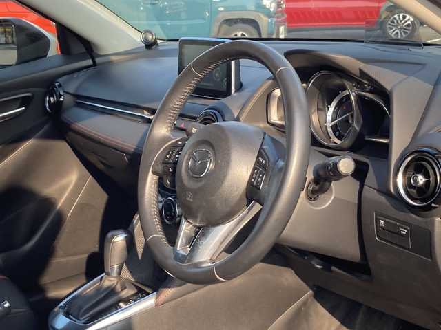 マツダ デミオ XD ツーリング 佐賀県 2014(平26)年 7.5万km スノーフレイクホワイトパールマイカ MAZDAコネクトナビ/バックカメラ/スマートシティブレーキサポート/ヘッドアップディスプレイ/クルーズコントロール/ETC/アイドリングストップ/ステアリングリモコン/LEDヘッドライト/純正アルミホイール