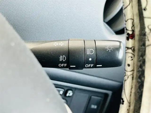 トヨタ シエンタ DICE リミテッド 神奈川県 2013(平25)年 5.8万km ボルドーマイカメタリック 純正メモリナビ/・CD/DVD/Bluetooth/バックカメラ/純正HIDヘッドライト/フォグランプ/片側PSドア/ETC/ドアバイザー/3列シート/チップアップシート/電格ミラー/革巻きステアリング/スペアキー×１/取扱説明書/保証書