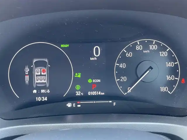 ホンダ ヴェゼル ハイブリッド e:HEV Z 佐賀県 2024(令6)年 1.1万km グレー ワンオーナー/パワーテールゲート(予約クローズ機能付)/ハーフレザーシート/DN席シートヒーター/ISOFIX対応/パドルシフト/革巻きステアリング/ステアリングリモコン/純正18インチアルミホイール/純正LEDヘッドライト/オートマチックハイビーム/純正LEDフォグランプ/純正フロアマット/純正ドアバイザ―/新車保証書/取扱説明書/スペアキー１本/カラーコードNo.「NH912P」/ホンダセンシング/・アダプディブクルーズコントロール/・路外逸脱抑制機能/・ブラインドスポットモニター/・衝突軽減ブレーキ/・踏み間違い衝突軽減システム/・クリアランスソナー