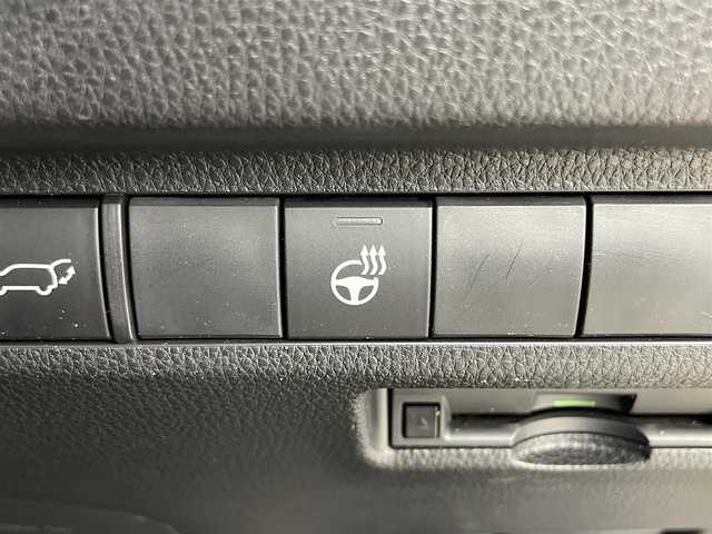 トヨタ ＲＡＶ４ G Zパッケージ 岡山県 2022(令4)年 7.3万km アティチュードブラックマイカ 純正９インチナビ/【Bluetooth/フルセグTV/CD/Carplay/USB接続】/型番:NSZT-Y68T/モデリスタエアロ（前/横）/デジタルインナーミラー/ステアリングヒーター/前席ベンチレーション/運転席パワーシート/シートメモリー/レーダークルーズコントロール/バックカメラ　/ＬＥＤヘッドライト/オートハイビーム/ビルトインＥＴＣ/オートブレーキホールド/ブラインドスポットモニター/踏み間違い防止装置