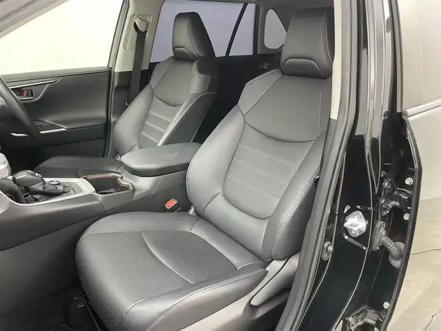 トヨタ ＲＡＶ４ G Zパッケージ 岡山県 2022(令4)年 7.3万km アティチュードブラックマイカ 純正９インチナビ/【Bluetooth/フルセグTV/CD/Carplay/USB接続】/型番:NSZT-Y68T/モデリスタエアロ（前/横）/デジタルインナーミラー/ステアリングヒーター/前席ベンチレーション/運転席パワーシート/シートメモリー/レーダークルーズコントロール/バックカメラ　/ＬＥＤヘッドライト/オートハイビーム/ビルトインＥＴＣ/オートブレーキホールド/ブラインドスポットモニター/踏み間違い防止装置