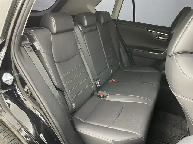 トヨタ ＲＡＶ４ G Zパッケージ 岡山県 2022(令4)年 7.3万km アティチュードブラックマイカ 純正９インチナビ/【Bluetooth/フルセグTV/CD/Carplay/USB接続】/型番:NSZT-Y68T/モデリスタエアロ（前/横）/デジタルインナーミラー/ステアリングヒーター/前席ベンチレーション/運転席パワーシート/シートメモリー/レーダークルーズコントロール/バックカメラ　/ＬＥＤヘッドライト/オートハイビーム/ビルトインＥＴＣ/オートブレーキホールド/ブラインドスポットモニター/踏み間違い防止装置