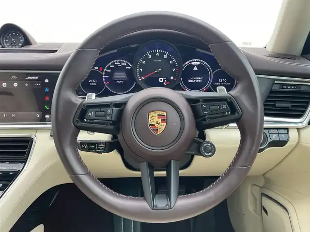 ポルシェ ポルシェ パナメーラ プラチナエディション 東京都 2022(令4)年 1.3万km グレー 外装色クレヨン/純正ナビ/ホワイトレザーシート/パノラマルーフ/360°カメラ/BOSEサウンド/ドライブレコーダー/パワーバックドア/Apple Car/Andoroido Auto