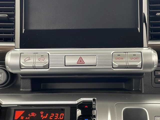 スズキ クロスビー HYBRID MZ 秋田県 2024(令6)年 0.1千km キャラバンアイボリーパールメタリック/メロウディープレッド2トーン ４WD/前席シートヒーター/後方コーナーセンサー/クルーズコントロール/車線逸脱警報/レーンキープアシスト/クリアランスソナー/衝突被害軽減システム/リアデアイサー/パドルシフト/純正AW/オートマチックハイビーム/LEDヘッドライト/スマートキー/スペアキー