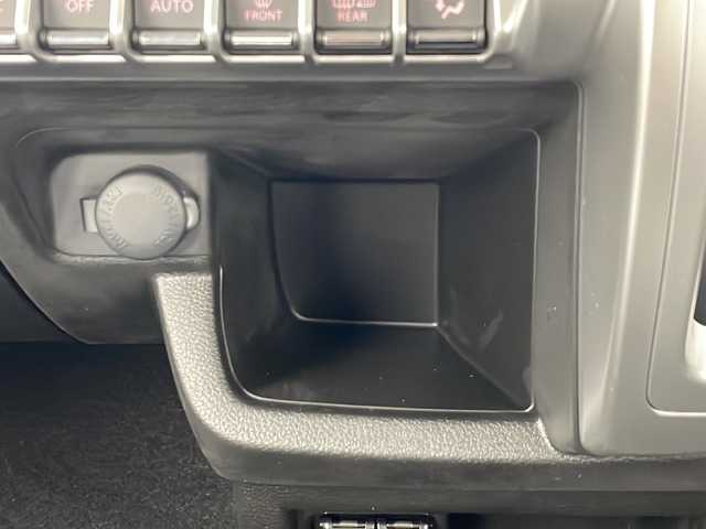 スズキ クロスビー HYBRID MZ 秋田県 2024(令6)年 0.1千km キャラバンアイボリーパールメタリック/メロウディープレッド2トーン ４WD/前席シートヒーター/後方コーナーセンサー/クルーズコントロール/車線逸脱警報/レーンキープアシスト/クリアランスソナー/衝突被害軽減システム/リアデアイサー/パドルシフト/純正AW/オートマチックハイビーム/LEDヘッドライト/スマートキー/スペアキー