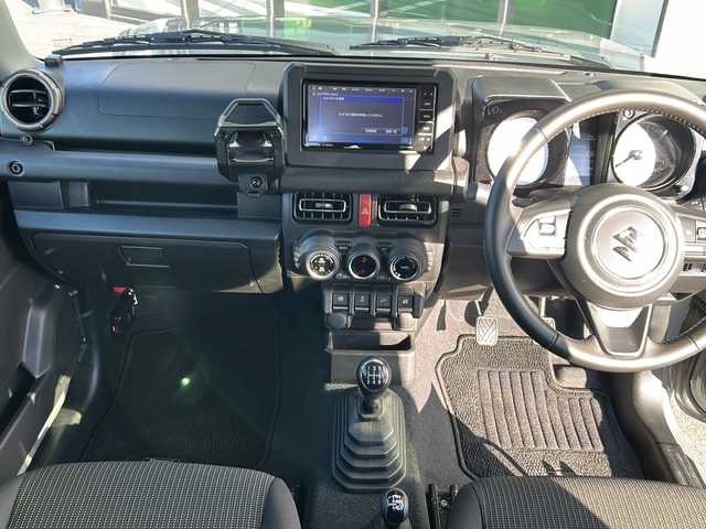 スズキ ジムニー XC 岐阜県 2023(令5)年 1.7万km ミディアムグレー 登録時走行距離：16214km/ナビ/バックカメラ/フルセグテレビ・Bluetooth/RAYSアルミホイール/シートヒーター/レーダークルーズコントロール/レーンキープアシスト/MT/４WD/ドライブレコーダー/背面タイヤ/LEDヘッドライト/オートライト/フォグライト/純正フロアマット/プッシュスタート/スマートキー