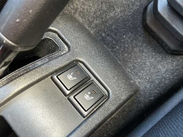 スズキ ジムニー XC 岐阜県 2023(令5)年 1.7万km ミディアムグレー 登録時走行距離：16214km/ナビ/バックカメラ/フルセグテレビ・Bluetooth/RAYSアルミホイール/シートヒーター/レーダークルーズコントロール/レーンキープアシスト/MT/４WD/ドライブレコーダー/背面タイヤ/LEDヘッドライト/オートライト/フォグライト/純正フロアマット/プッシュスタート/スマートキー