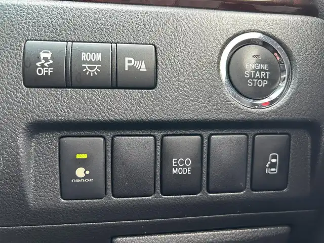 トヨタ ヴェルファイア 2．4Z 鹿児島県 2012(平24)年 13.3万km ブラック フリップダウンモニター/純正ナビ/　　CD/DVD/BT/フルセグ/左側パワースライドドア/HIDオートライト/純正18インチアルミホイール/ステアリングスイッチ/nanoeスイッチ/ECO MODEスイッチ/スマートキー