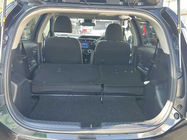 トヨタ アクア 岐阜県 2020(令2)年 4.7万km ブラックマイカ 純正ナビ/フルセグTV/AM/FM/Bluetooth/バックカメラ/ETC/プリクラッシュセーフティー/レーンディパーチャーアラート/横滑り防止装置/パーキングサポートブレーキ/クリアランスソナー/オートライト/プッシュスタート/スマートキー/純正フロアマット