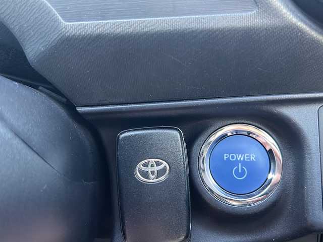 トヨタ アクア 岐阜県 2020(令2)年 4.7万km ブラックマイカ 純正ナビ/フルセグTV/AM/FM/Bluetooth/バックカメラ/ETC/プリクラッシュセーフティー/レーンディパーチャーアラート/横滑り防止装置/パーキングサポートブレーキ/クリアランスソナー/オートライト/プッシュスタート/スマートキー/純正フロアマット