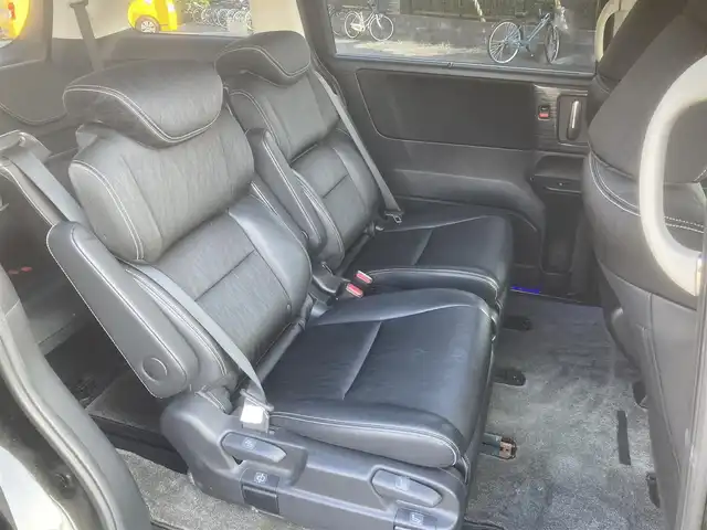 ホンダ オデッセイ アブソルート EX 埼玉県 2014(平26)年 12.4万km クリスタルブラックパール (株)IDOMが運営する【じしゃロン鳩ヶ谷店】の自社ローン対象車両になります。こちらは現金ご利用時の価格です。自社ローンご希望の方は別途その旨お申付け下さい。/登録時124018km/純正ナビ/フルセグTV/マルチビューカメラシステム/フリップダウンモニター/クルーズコントロール/衝突被害軽減システム/両側パワースライドドア/運転席パワーシート/ビルトインETC/ハーフレザーシート/キャプテンシート/オットマン/USB×2/HDMI/プッシュスタート/スマートキー/アイドリングストップ/革巻きステアリング/ステアリングリモコン/オートライト/フロントフォグランプ/パドルシフト/社外19インチAW(TRS)/ダブル/サイド/カーテンエアバッグ/ECON/ドアバイザー