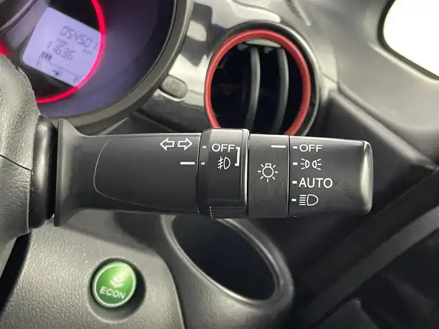 ホンダ Ｎ ＢＯＸ SSパッケージ 埼玉県 2014(平26)年 5.5万km ミラノレッド 純正ナビ　バックカメラ　ＥＴＣ　ドライブレコーダー　シティブレーキアクティブ　ＨＤＭＩ　ステアリングスイッチ　純正アルミホイール　プッシュスタート　スマートキー　オートライト　ＨＩＤヘッドライト