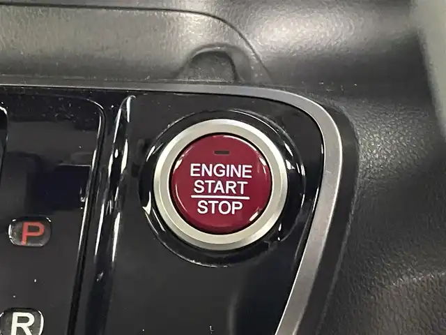 ホンダ Ｎ ＢＯＸ SSパッケージ 埼玉県 2014(平26)年 5.5万km ミラノレッド 純正ナビ　バックカメラ　ＥＴＣ　ドライブレコーダー　シティブレーキアクティブ　ＨＤＭＩ　ステアリングスイッチ　純正アルミホイール　プッシュスタート　スマートキー　オートライト　ＨＩＤヘッドライト