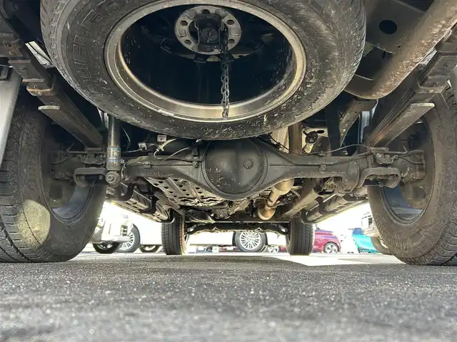 トヨタ ハイラックス Z GRスポーツ 宮城県 2022(令4)年 3.3万km アティチュードブラックマイカ プリクラッシュセーフティ/レーンディパーチャーアラート/ロードサインアシスト/先行車発進告知機能/クリアランスソナー/バックソナー/リアデフロック/アクティブトラクションコントロール/ダウンヒルアシストコントロール制御/オートLSD/8インチディスプレイオーディオ/・ナビ機能付/・Bluetooth/パノラミックビューモニター/ETC/ハーフレザーシート/革巻きステアリング/レーダークルーズコントロール/ステアリングスイッチ/パドルシフト/MTモード付AT/LEDヘッドランプ/フォグランプ/オートライト/スマートキー＆プッシュスタート/電動格納ミラー/純正フロアマット/W/サイド/カーテンエアバッグ