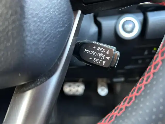 トヨタ ハイラックス Z GRスポーツ 宮城県 2022(令4)年 3.3万km アティチュードブラックマイカ プリクラッシュセーフティ/レーンディパーチャーアラート/ロードサインアシスト/先行車発進告知機能/クリアランスソナー/バックソナー/リアデフロック/アクティブトラクションコントロール/ダウンヒルアシストコントロール制御/オートLSD/8インチディスプレイオーディオ/・ナビ機能付/・Bluetooth/パノラミックビューモニター/ETC/ハーフレザーシート/革巻きステアリング/レーダークルーズコントロール/ステアリングスイッチ/パドルシフト/MTモード付AT/LEDヘッドランプ/フォグランプ/オートライト/スマートキー＆プッシュスタート/電動格納ミラー/純正フロアマット/W/サイド/カーテンエアバッグ