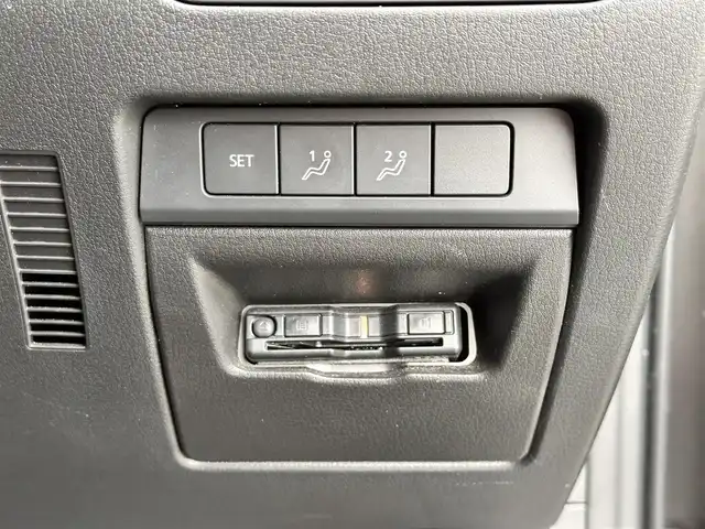 マツダ マツダ３ファストバック XD バーガンディセレクション 宮城県 2021(令3)年 8.5万km マシーングレープレミアムM BOSEサウンドシステム/360度セーフティパッケージ/・360度ビューモニター/・ドライバーモニタリング/＝＝＝/スマートブレーキサポート/AT誤発進抑制制御/全車速追従機能付レーダークルーズコントロール/クルージングトラフィックサポート/車線逸脱警報システム/レーンキープアシスト/前後側方接近車両検知/ブラインドスポットモニタリング/パーキングセンサー（フロント/リア）/ドライバーアテンションアラート/マツダコネクト8.8インチセンターディスプレイ/・CD/DVD/・Bluetooth/・フルセグTV/ヘッドアップディスプレイ/ビルトインETC/ミラー一体型ドライブレコーダー/本革シート/運転席メモリー機能付パワーシート/シートヒーター/ステアリングヒーター/革巻きステアリング/パドルシフト/ステアリングスイッチ/電動パーキングブレーキ/ブレーキホールド/アダプティブLEDヘッドランプ/オートライト/スマートキー＆プッシュスタート/電動格納ミラー/純正18インチAW/純正フロアマット/トノカバー