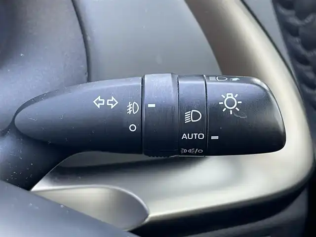 トヨタ アクア Z 佐賀県 2021(令3)年 1.9万km プラチナホワイトパールマイカ モデリスタエアロ(F/S/R)/トヨタセーフティセンス/・プリクラッシュセーフティ/・レーントレーシングアシスト/・レーダークルーズコントロール/・オートマチックハイビーム/ブラインドスポットモニター/クリアランスソナー/純正10.5型ディスプレイオーディオ/・コネクティッドナビ/・パノラミックビューモニター/・フルセグTV/BT/・CD/DVDデッキ/純正15インチAW/LEDヘッドライト/フォグランプ/プッシュスタート/スペアタイヤ/スペアキー×1/取扱説明書/保証書