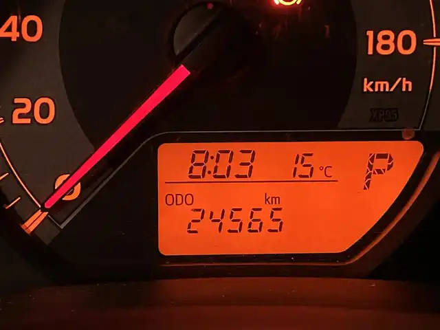 トヨタ ヴィッツ F 静岡県 2017(平29)年 2.5万km ホワイトパールクリスタルシャイン ユーザー買取車両/純正SDナビ(NSCD-W66)/　【CD/DVD/BT/ワンセグTV】/純正LEDヘッドライト/バックカメラ/スマートキー/ドライブレコーダー/スマートキー/プッシュスタート/ビルトインETC/取扱説明書/スペアキー×1