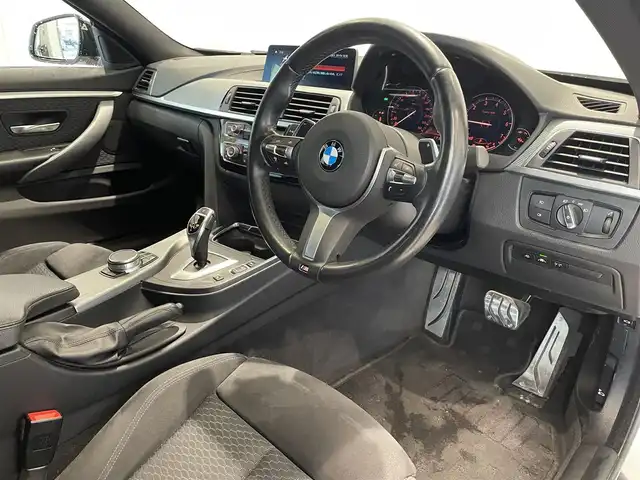 ＢＭＷ ４２０ｉ グランクーペ Mスポーツ 愛知県 2018(平30)年 4.8万km アルピンホワイトⅢ ｉＤｒａｉｖｅＨＤＤナビ　/Ｂｌｕｅｔｏｏｔｈ　/バックカメラ　/フルセグＴＶ　/パワーシート　/シートヒーター　/インテリジェントセーフティー/ＡＣＣ　/ＬＫＡ　/ＢＳＭ　/ミラー型ＥＴＣ　/ドライブレコーダー　/ＬＥＤヘッドライト/プッシュスタート/アイドリングストップ/パワーバックドア