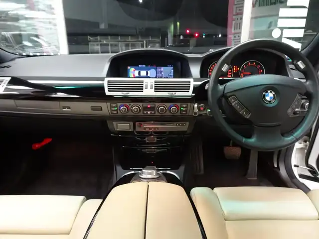 ＢＭＷ ７５０ｉ ダイナミックスポーツエディション 千葉県 2008(平20)年 6万km 青 純正ナビ/・FM/AMラジオ/・AUX/・CD再生機能/サンルーフ/パワーシート（F席）/クルーズコントロール/コーナーセンサー/ETC/ドライブレコーダー/プッシュスタート/純正フロアマット/保証書