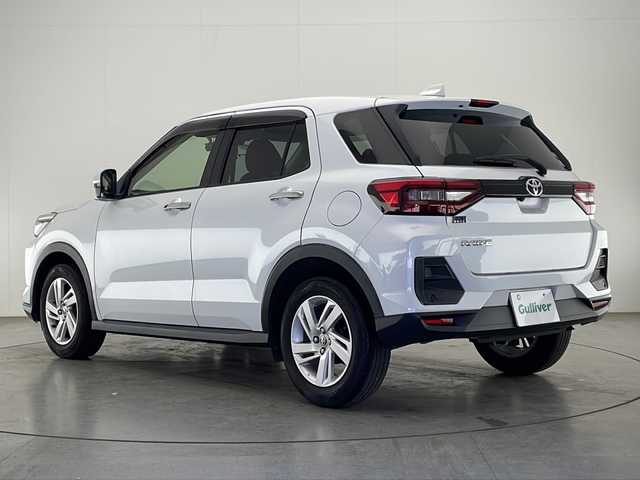 トヨタ ライズ G 宮崎県 2020(令2)年 3.1万km シャイニングホワイトパール 禁煙車/衝突被害軽減ブレーキ/純正ナビTV/（NSZT-W68T/CD/DVD/Bluetooth/フルセグTV)/純正LEDオートライト/純正16インチアルミ/純正セキュリティアラーム/純正フロアマット/パノラミックビューモニター/ブラインドスポットモニター/クリアランスソナー/ウインカードアミラー/ドライブレコーダー/オート電動格納ミラー/リアプライバシーガラス/オートエアコン/スマートキー/プッシュエンジンスタート/スペアキー/新車時保証書/取扱い説明書